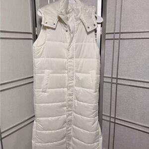 Women's White Puffer long Vest size S